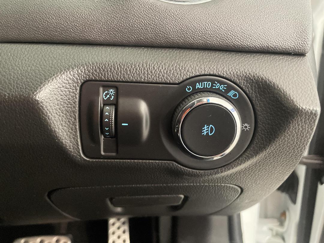 Photo '25' of Holden Cruze Photo '25' of Holden Cruze