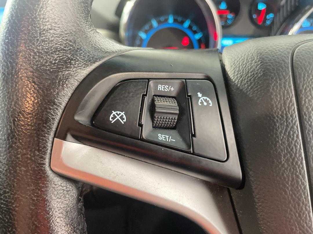 Photo '27' of Holden Cruze Photo '27' of Holden Cruze