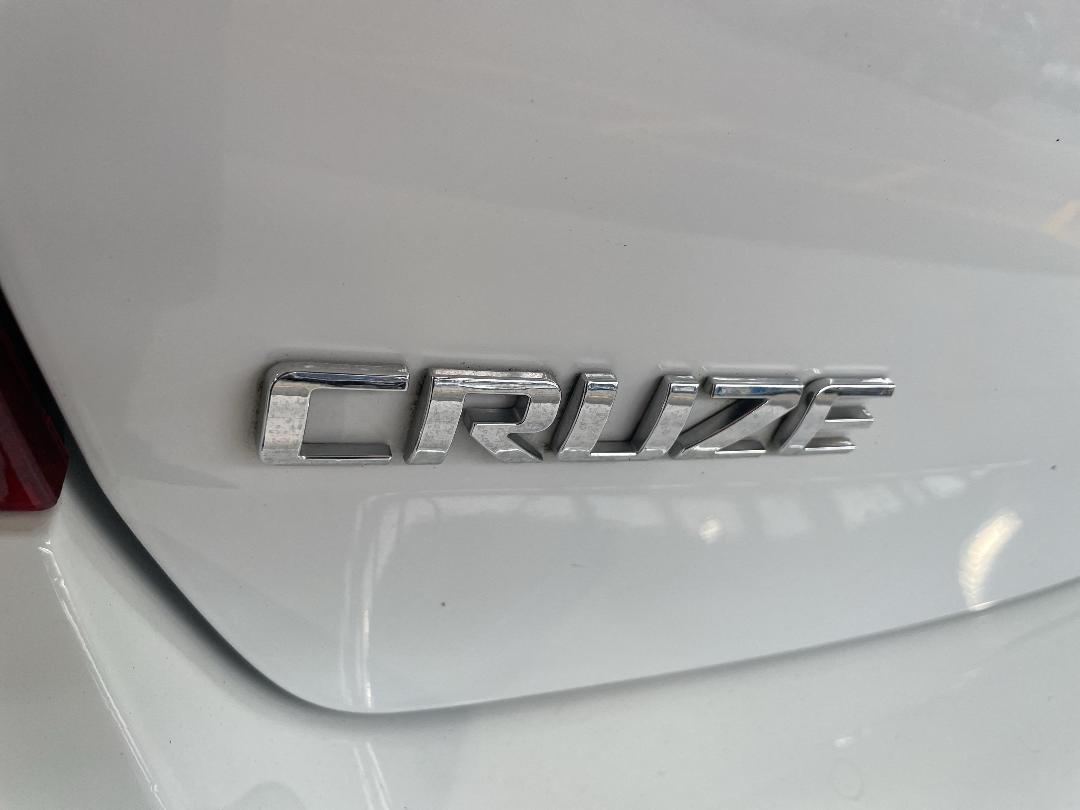 Photo '37' of Holden Cruze Photo '37' of Holden Cruze