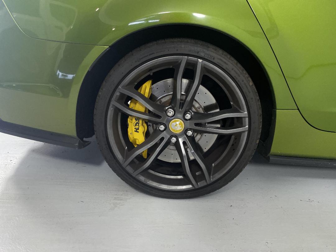 Photo '12' of Holden HSV