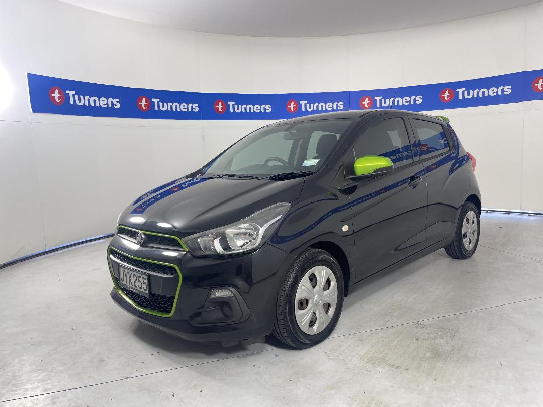 Photo '4' of Holden Spark