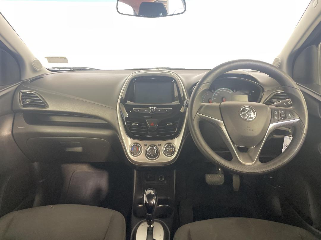 Photo '17' of Holden Spark