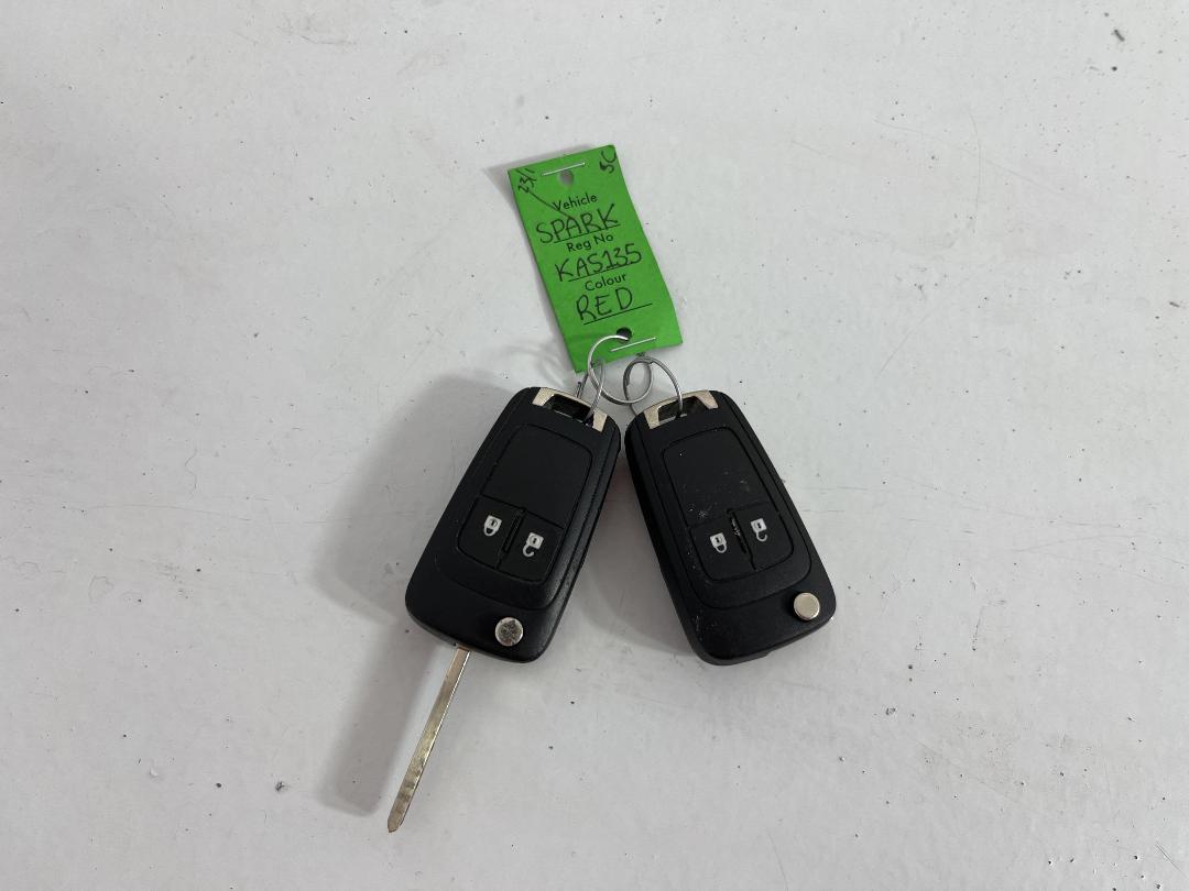 Photo '22' of Holden Spark