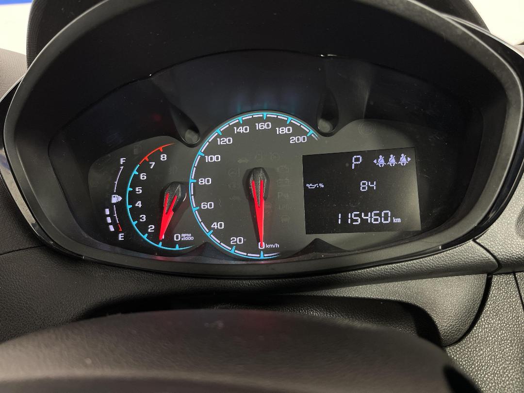 Photo '21' of Holden Spark