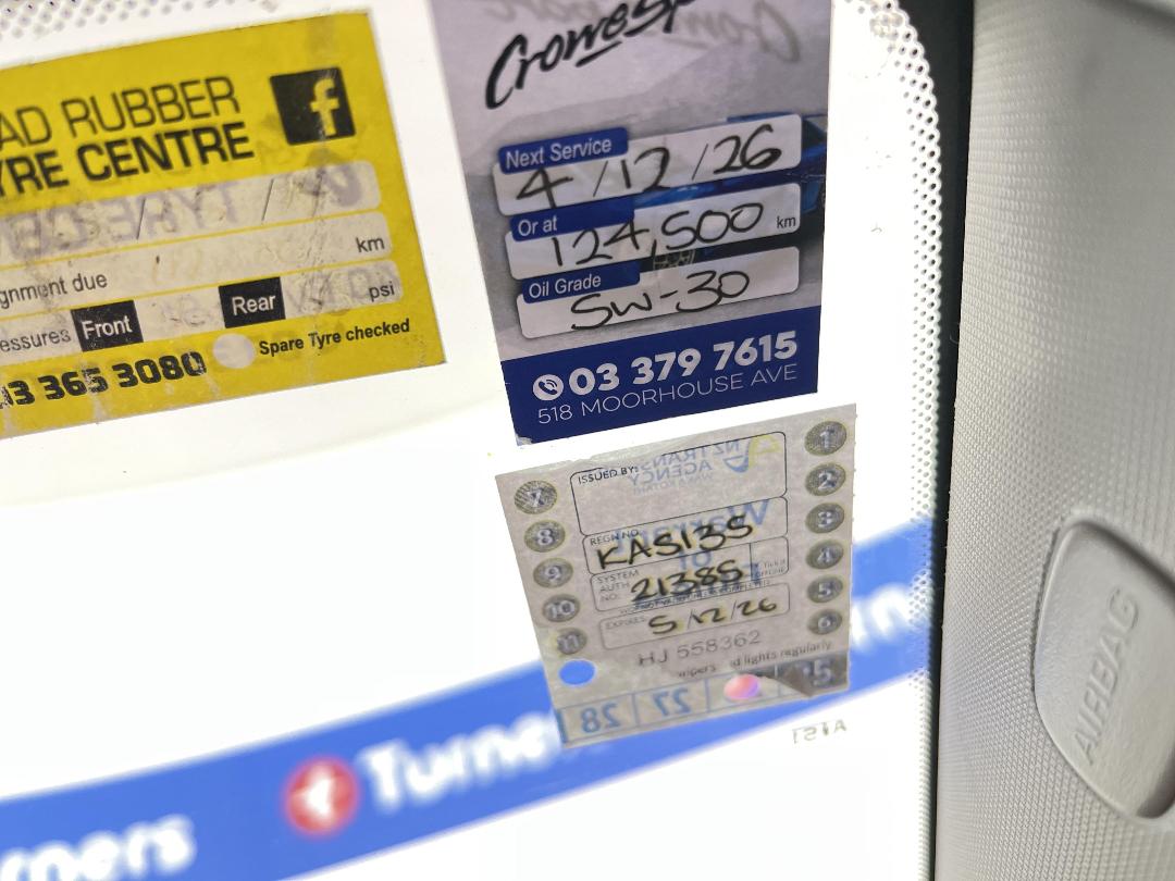 Photo '23' of Holden Spark