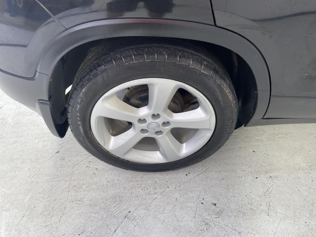 Photo '12' of Holden Trax