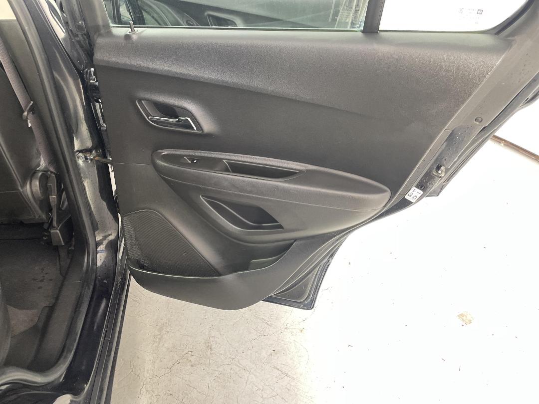 Photo '19' of Holden Trax