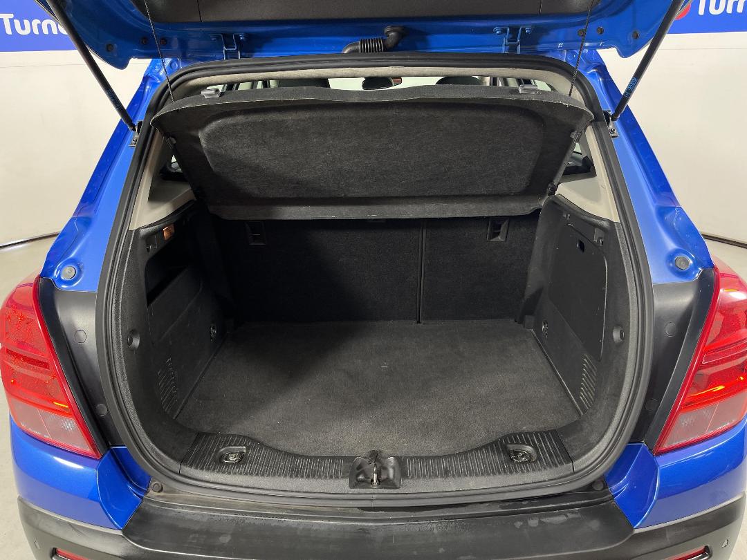 Photo '14' of Holden Trax