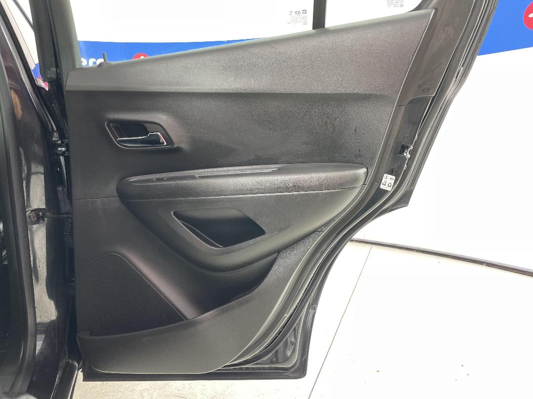 Photo '19' of Holden Trax Photo '19' of Holden Trax