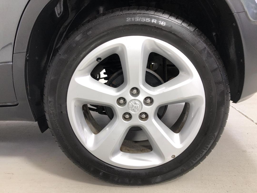 Photo '11' of Holden Trax Photo '11' of Holden Trax