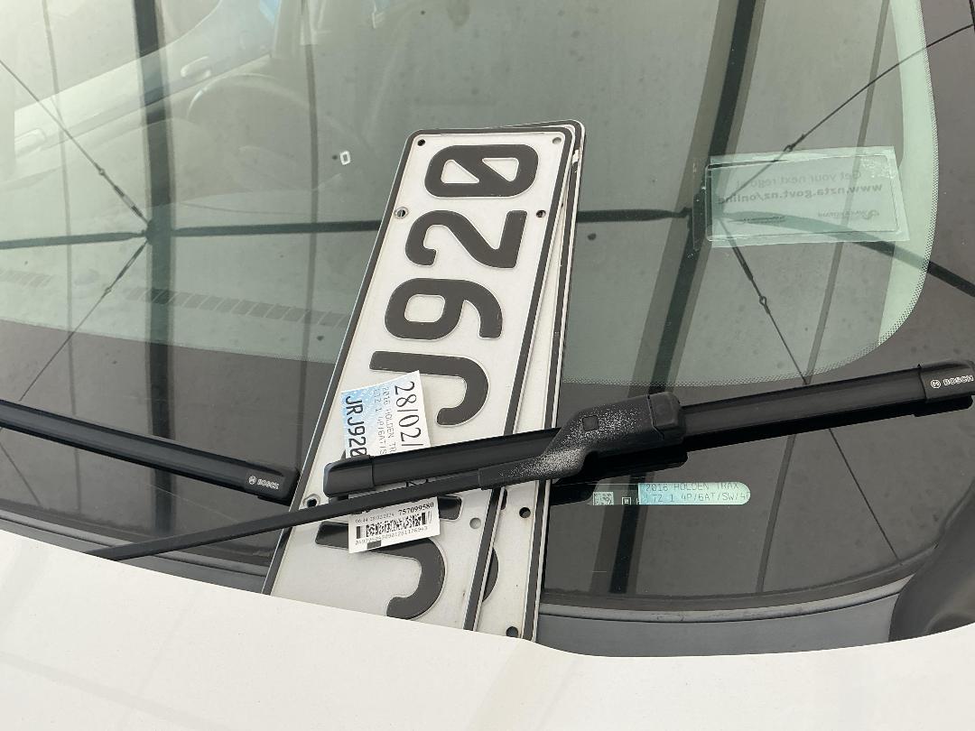 Photo '17' of Holden Trax LTZ