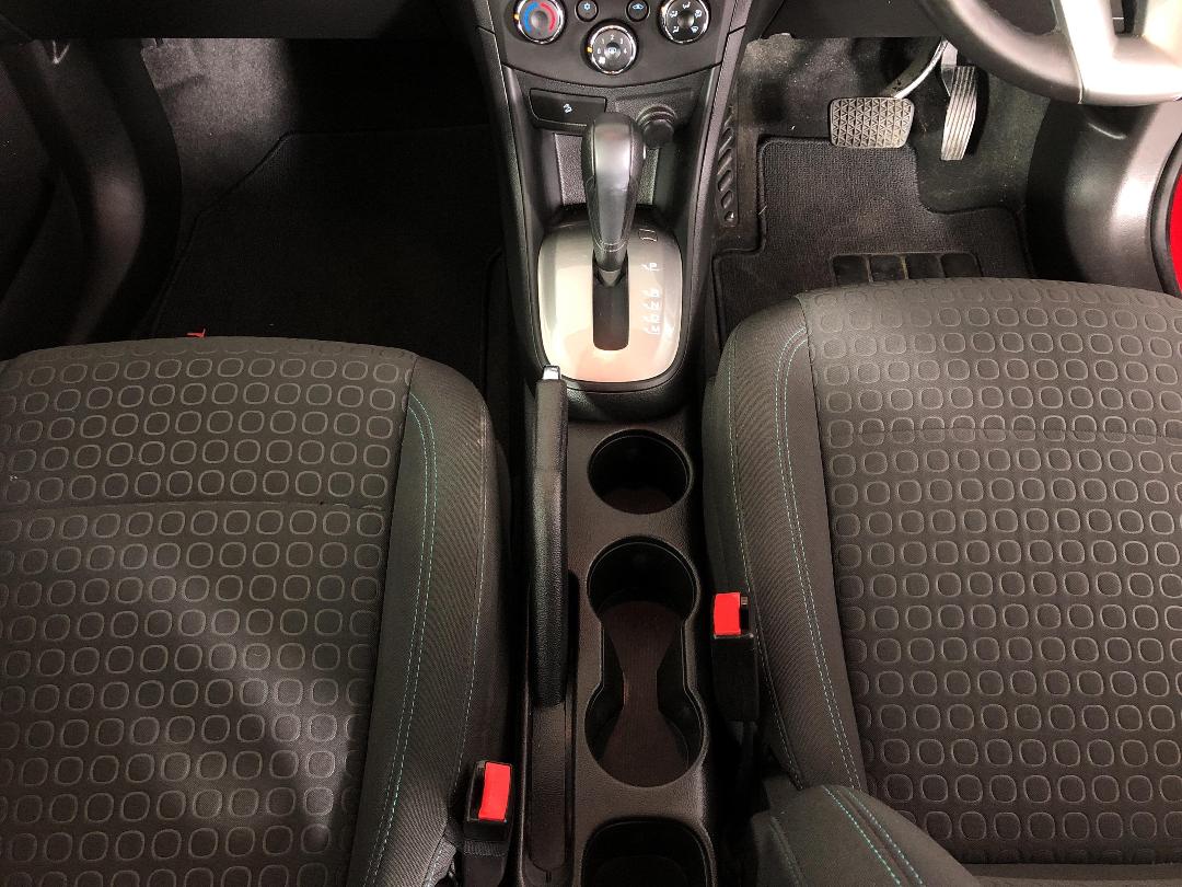 Photo '18' of Holden Trax