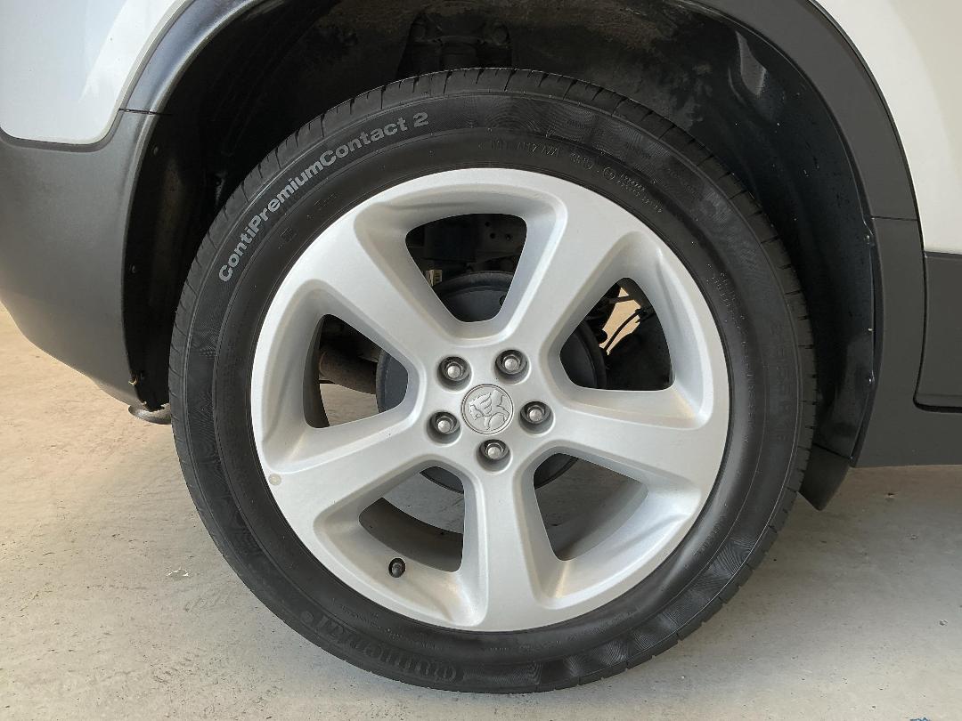 Photo '12' of Holden Trax