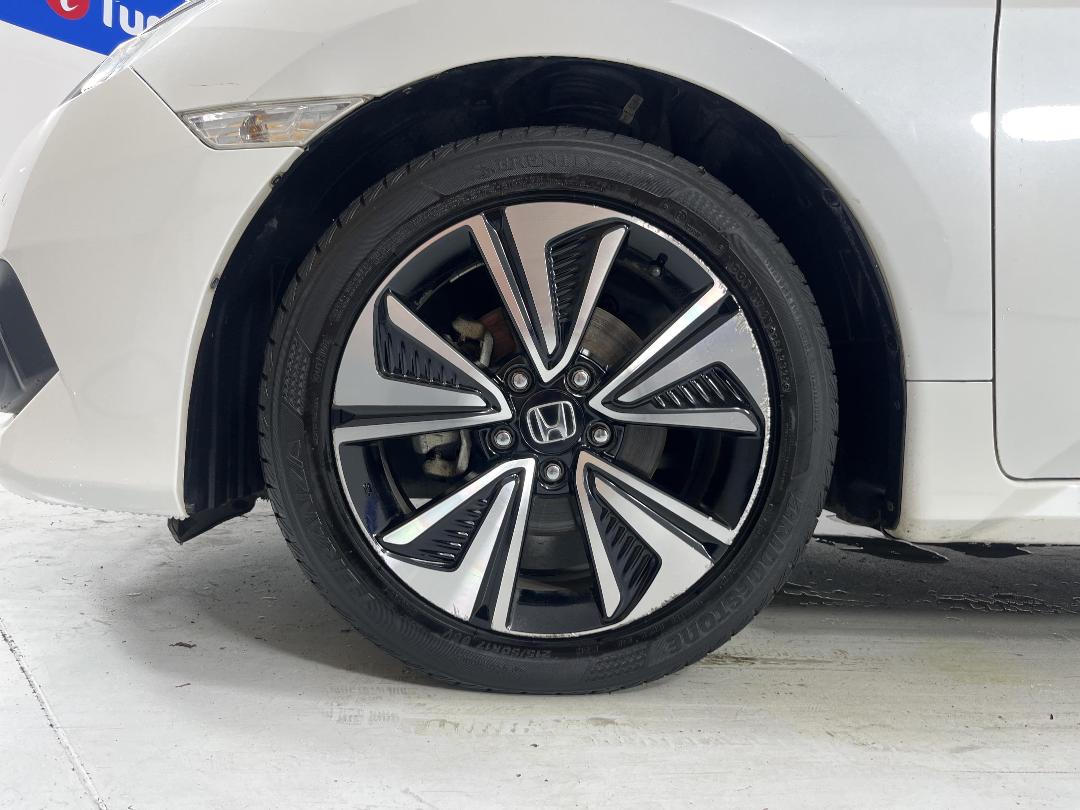 Photo '10' of Honda Civic Photo '10' of Honda Civic