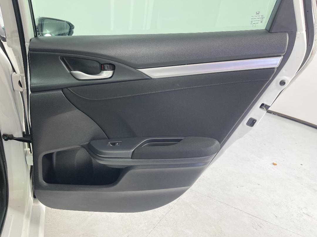 Photo '19' of Honda Civic Photo '19' of Honda Civic