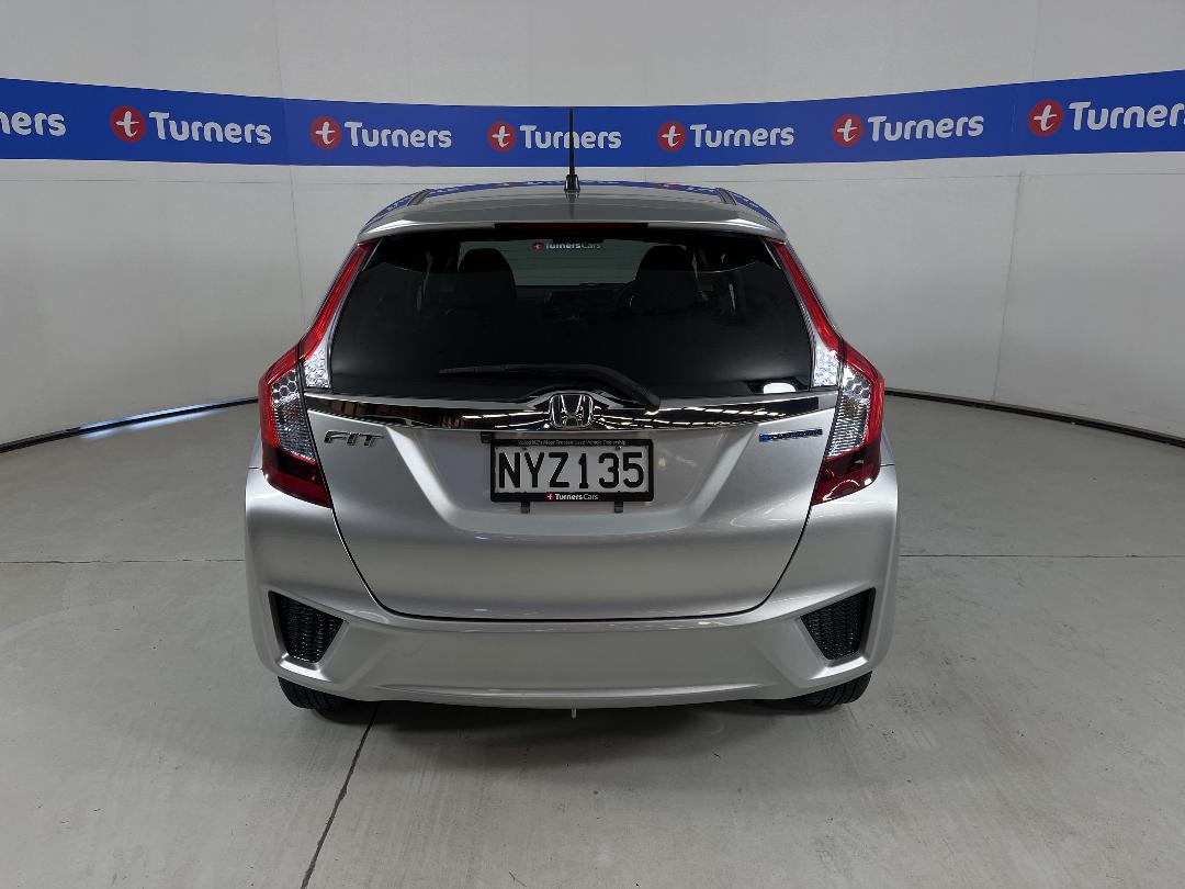 Photo '6' of Honda FIT