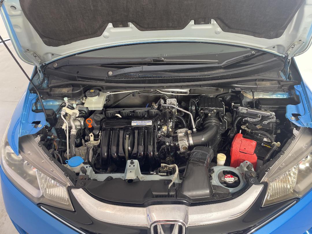 Photo '13' of Honda FIT Photo '13' of Honda FIT