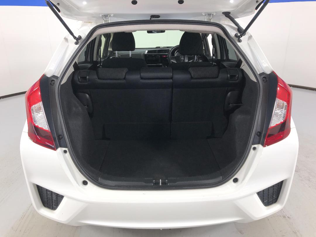 Photo '14' of Honda FIT