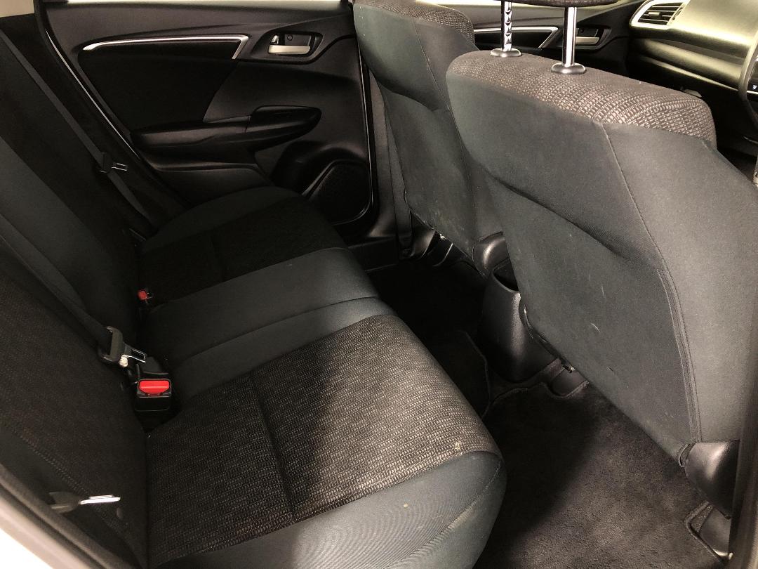 Photo '20' of Honda FIT