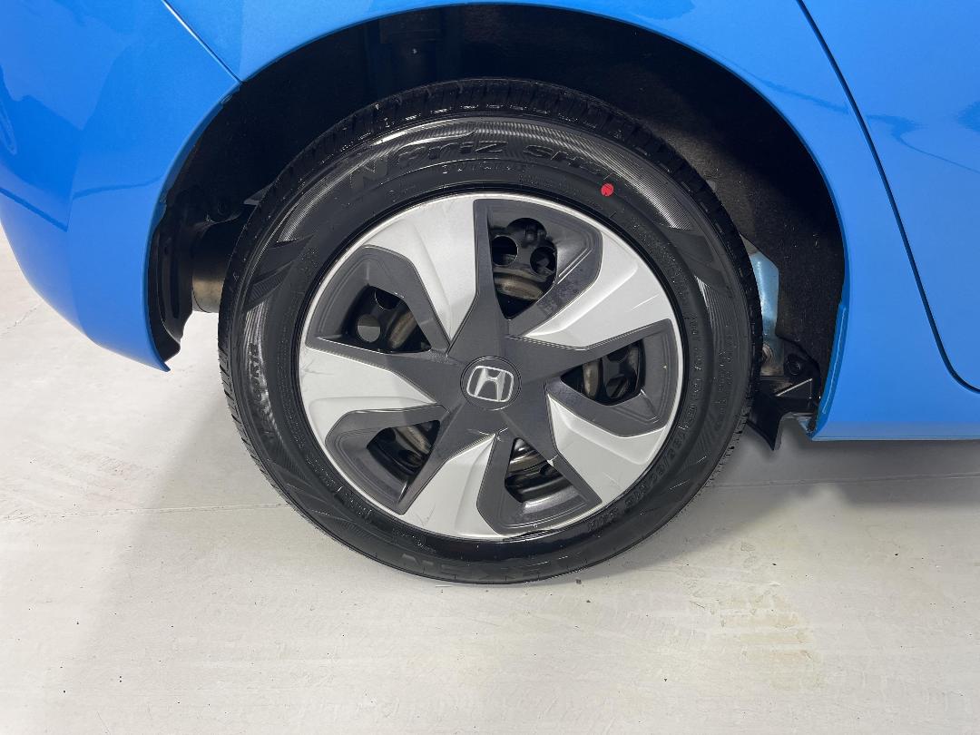 Photo '12' of Honda FIT Photo '12' of Honda FIT