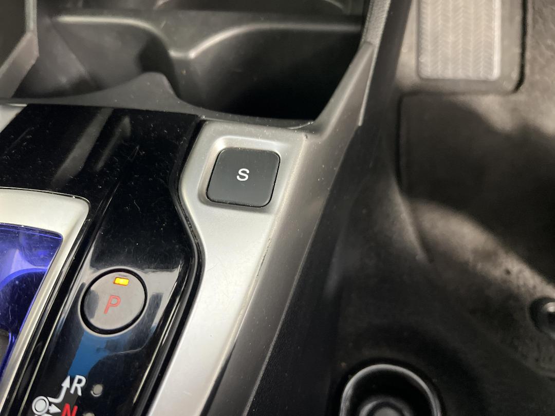 Photo '29' of Honda FIT Photo '29' of Honda FIT