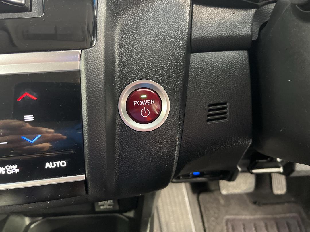 Photo '28' of Honda FIT Photo '28' of Honda FIT