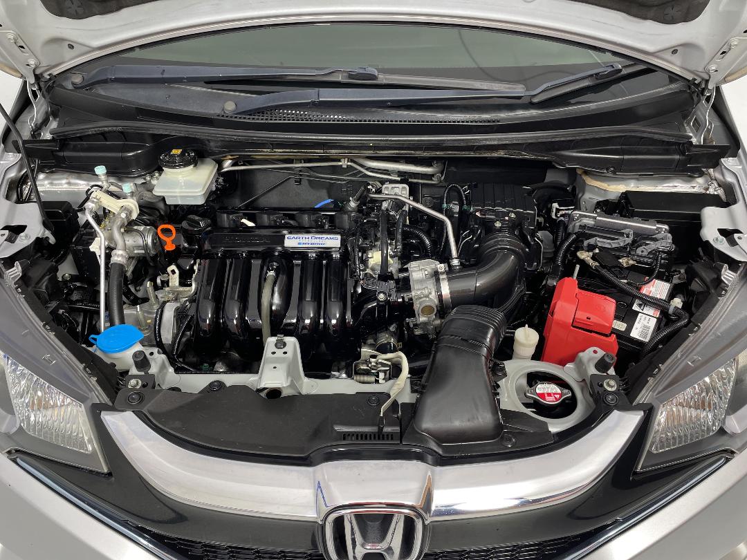 Photo '13' of Honda FIT