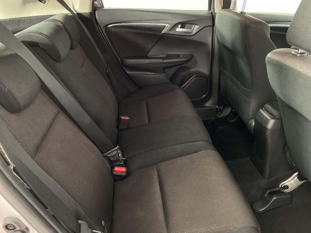 Photo '20' of Honda FIT