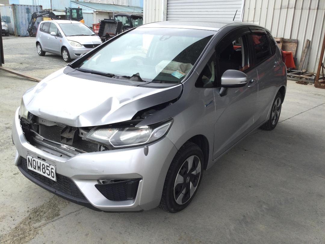 Photo '3' of Honda FIT Hybrid Photo '3' of Honda FIT Hybrid