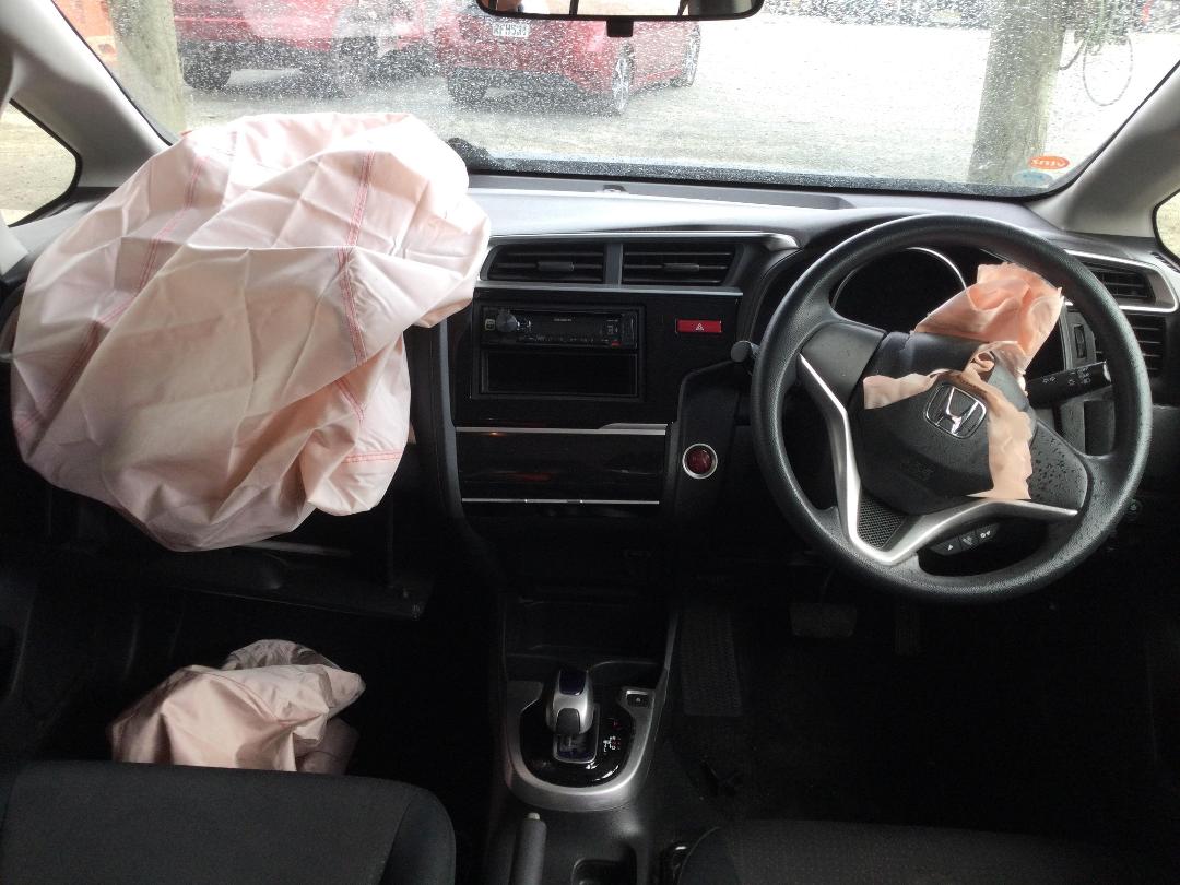 Photo '14' of Honda FIT Hybrid Photo '14' of Honda FIT Hybrid