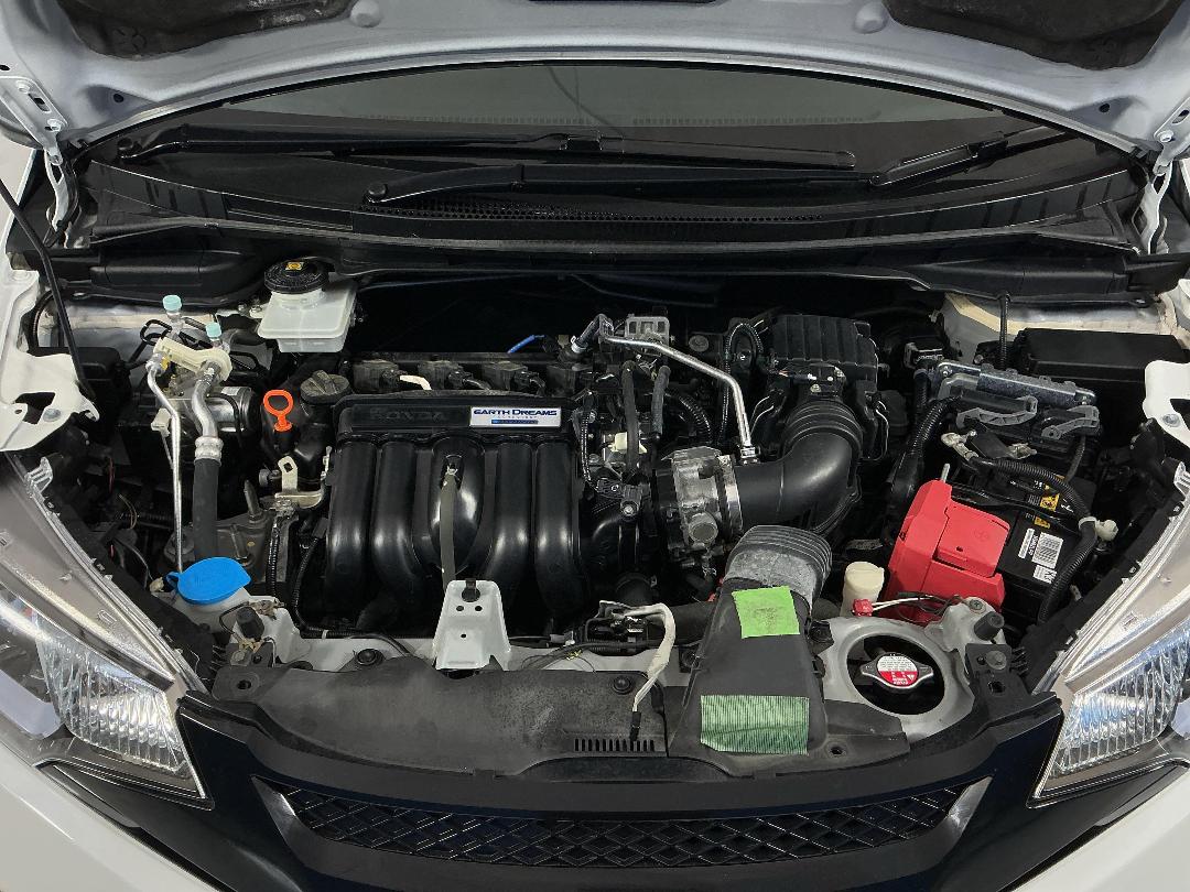 Photo '13' of Honda FIT