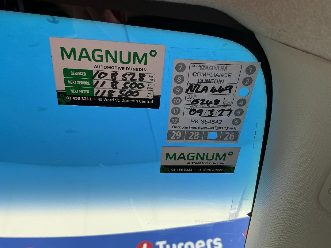 Photo '27' of Honda FIT