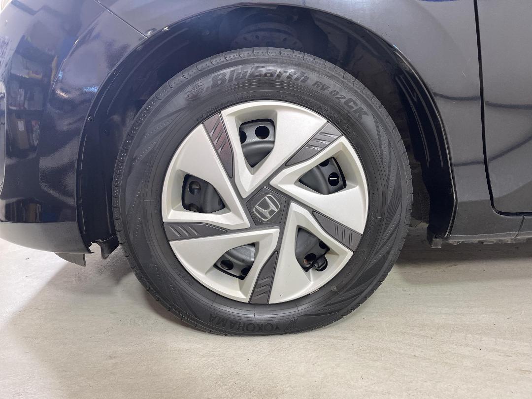 Photo '10' of Honda Freed Photo '10' of Honda Freed