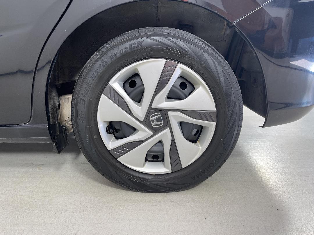 Photo '11' of Honda Freed Photo '11' of Honda Freed