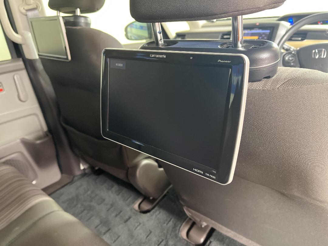 Photo '24' of Honda Freed Photo '24' of Honda Freed