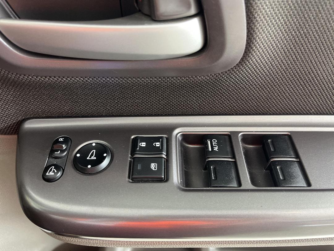 Photo '27' of Honda Freed Photo '27' of Honda Freed