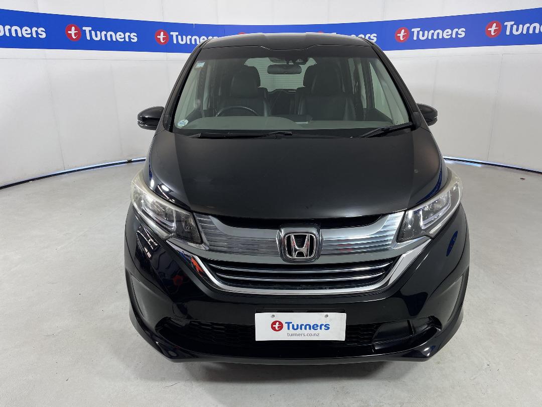 Photo '2' of Honda Freed