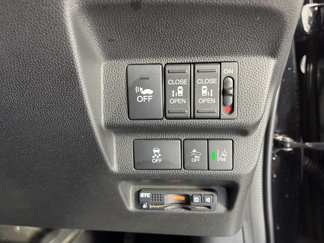 Photo '23' of Honda Freed