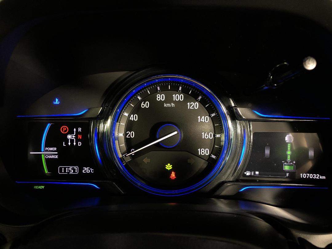 Photo '21' of Honda Grace Photo '21' of Honda Grace