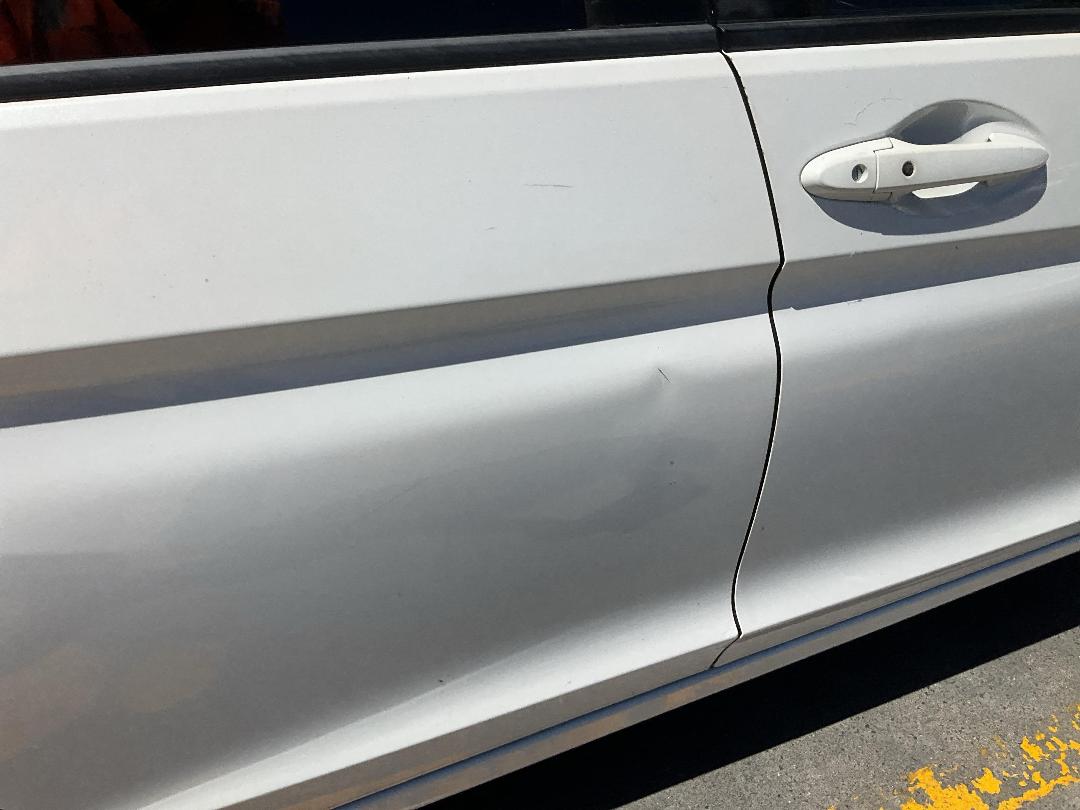 Photo '18' of Honda Grace Photo '18' of Honda Grace