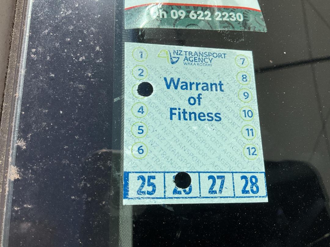 Photo '26' of Honda Grace Photo '26' of Honda Grace