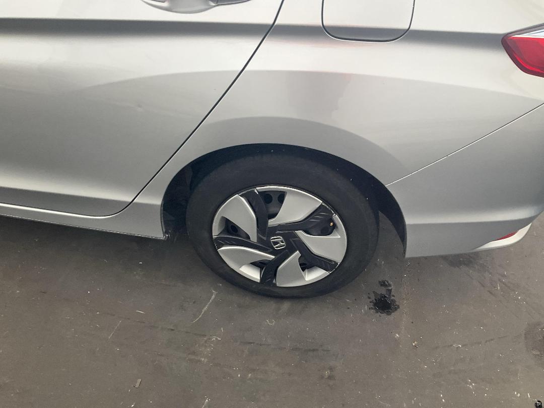 Photo '11' of Honda Grace Hybrid Photo '11' of Honda Grace Hybrid