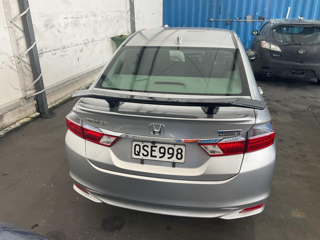 Photo '13' of Honda Grace Hybrid Photo '13' of Honda Grace Hybrid