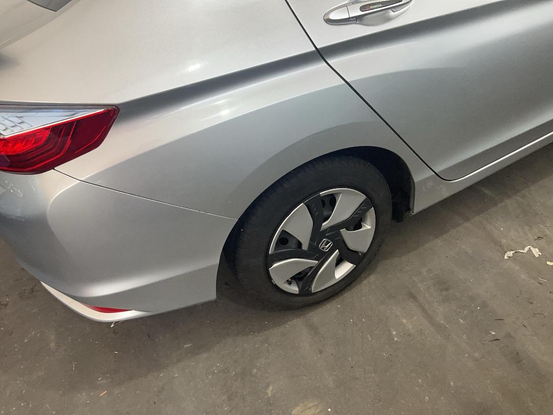 Photo '15' of Honda Grace Hybrid Photo '15' of Honda Grace Hybrid