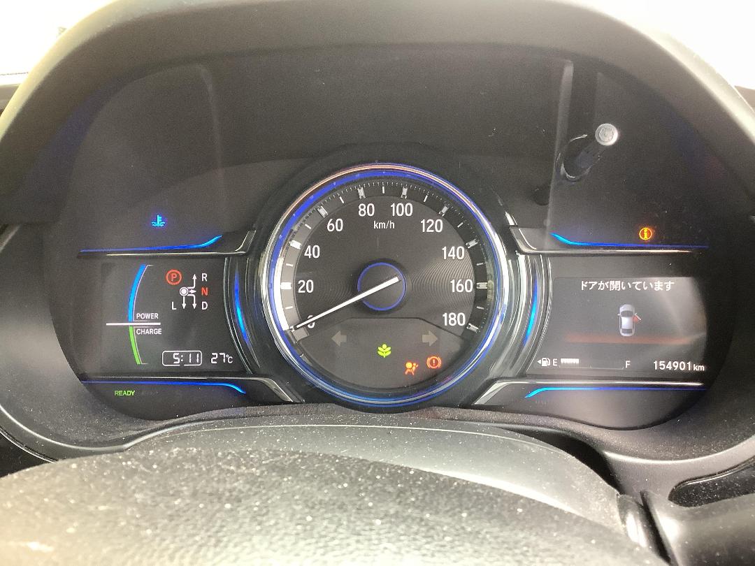 Photo '13' of Honda Grace Photo '13' of Honda Grace