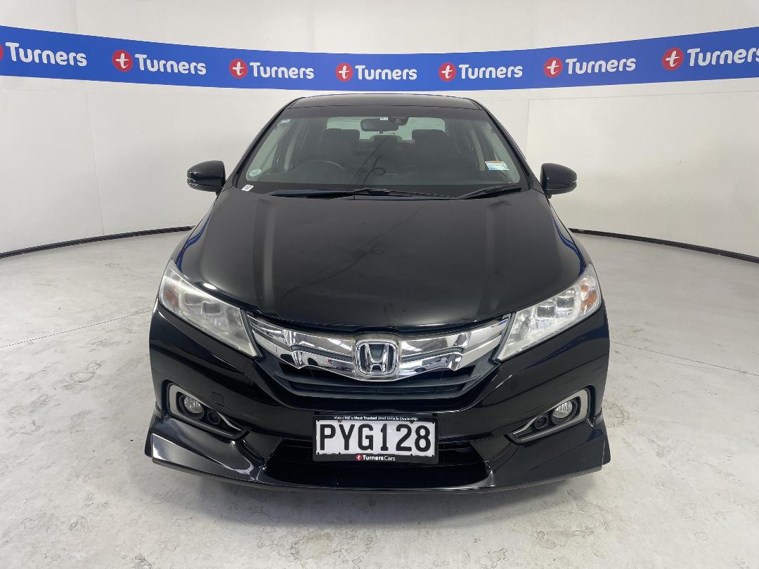 Photo '2' of Honda Grace Photo '2' of Honda Grace