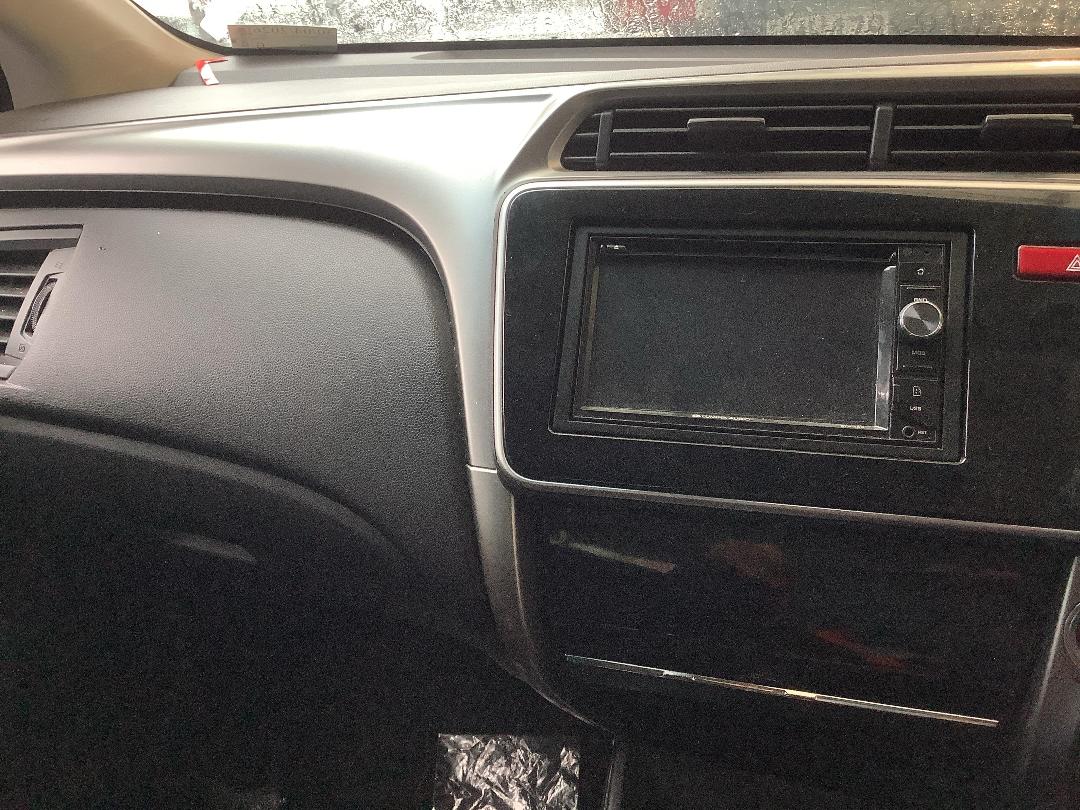 Photo '19' of Honda Grace Photo '19' of Honda Grace