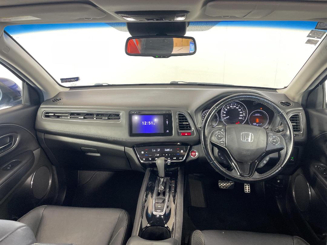 Photo '17' of Honda HR-V Photo '17' of Honda HR-V