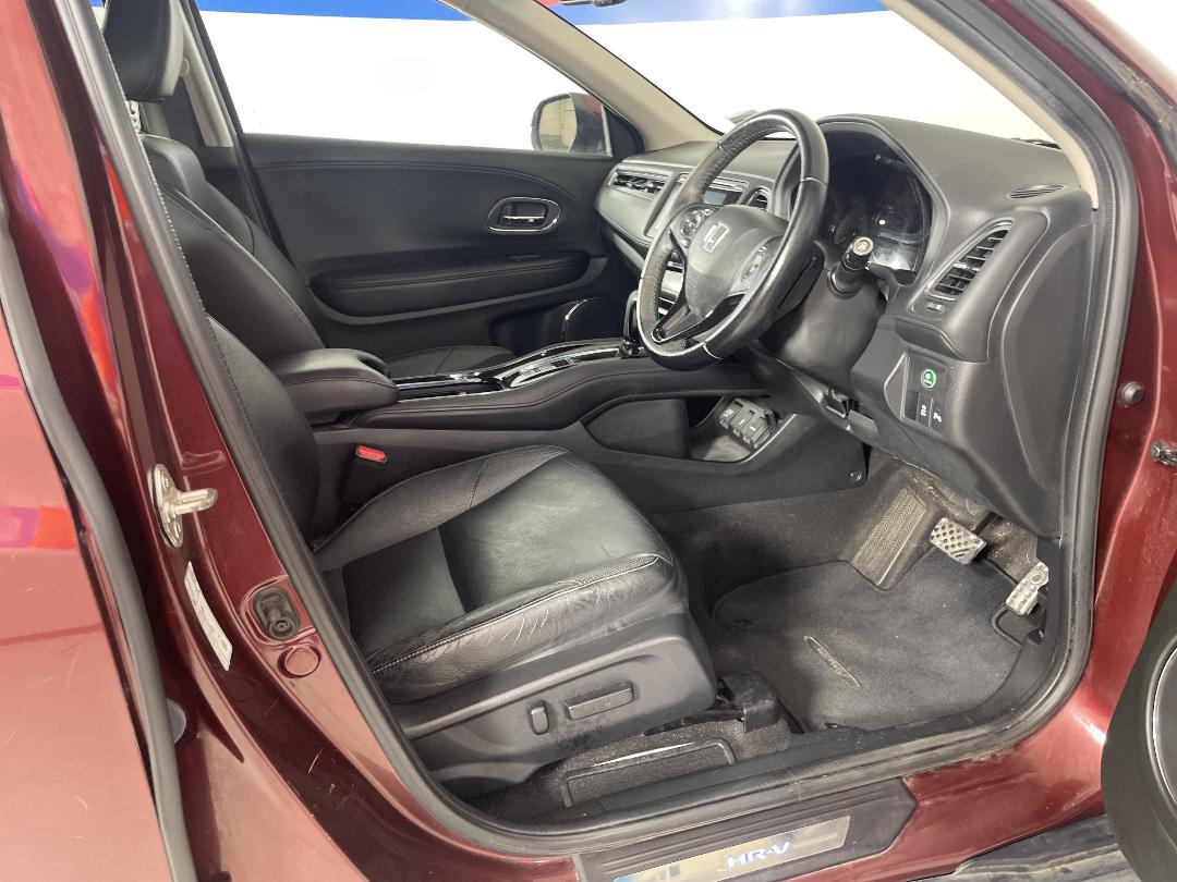 Photo '16' of Honda HR-V