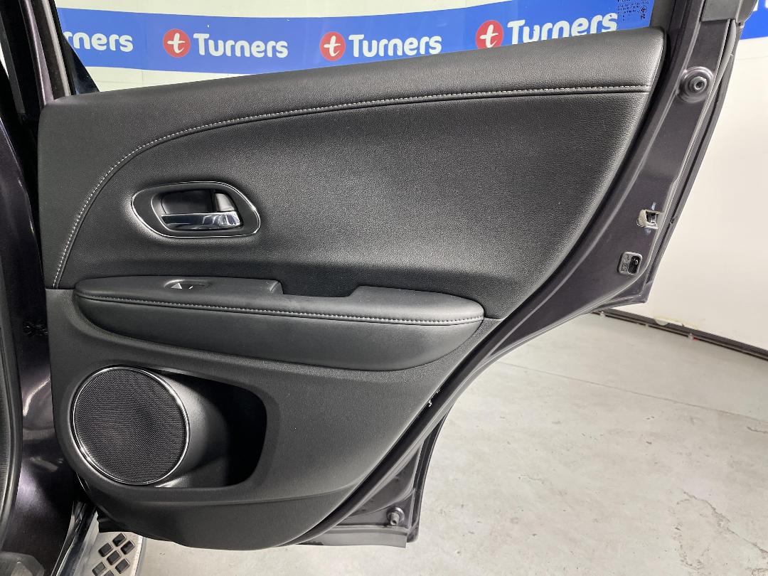 Photo '19' of Honda HR-V